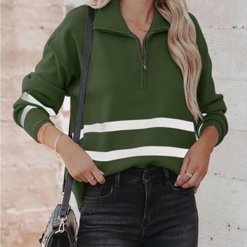 Green and White Women's Quarter-Zip Sweater